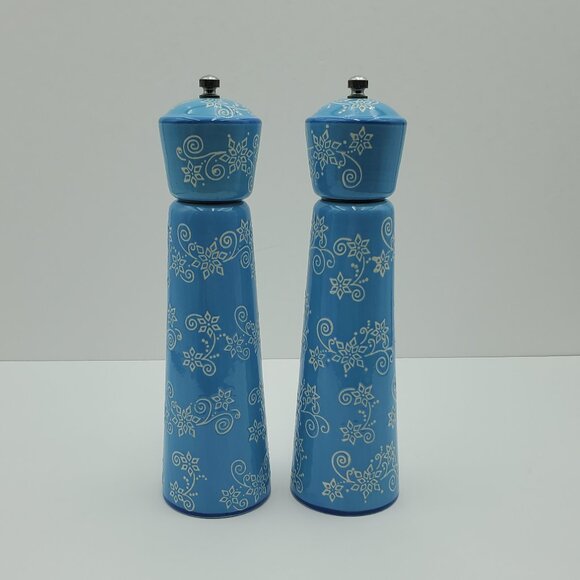 Temp-Tations Other - Temp-tations Floral Lace Light Blue Tall Salt Pepper Spice Grinders